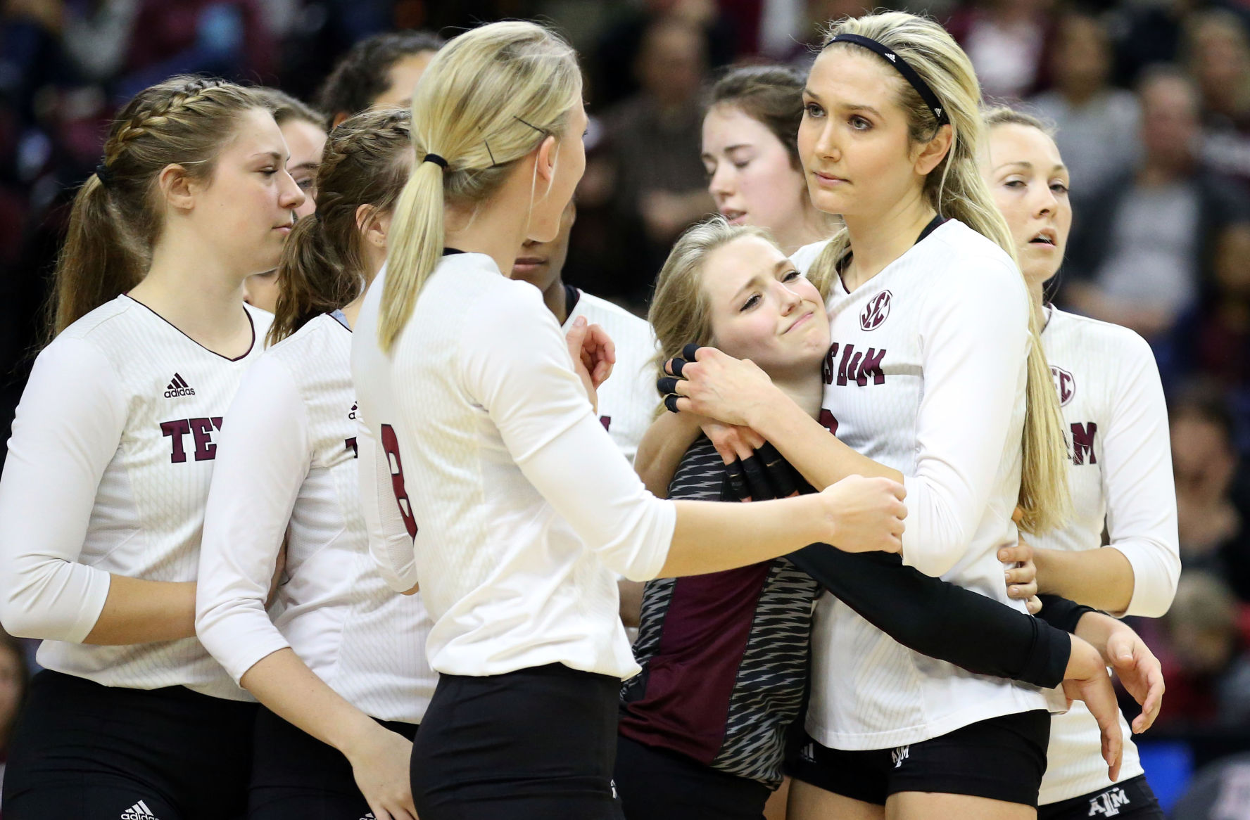 Hawaii vs. Texas A&M NCAA Volleyball Second Round